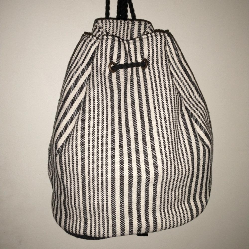 Universal Thread Back Pack - image 1